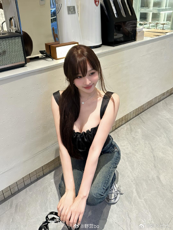 乱 封面