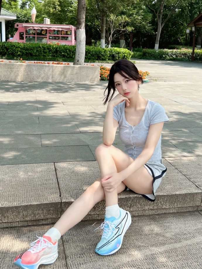 射雕英雄传之东成西就 封面